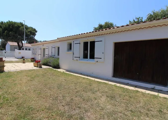 Maison Avec Jardin Et Terrasse Pres De La - Fr-1-246a-92 بيت للعطل *